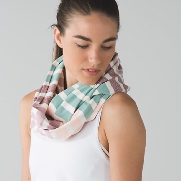 Lululemon Vinyasa Pink and Green Wrap Scarf - Picture 3 of 5